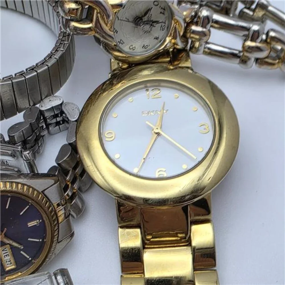 Mixed Watch Lot 16 Pieces Men Women For Repair Parts Untested Fossil Seiko Gruen